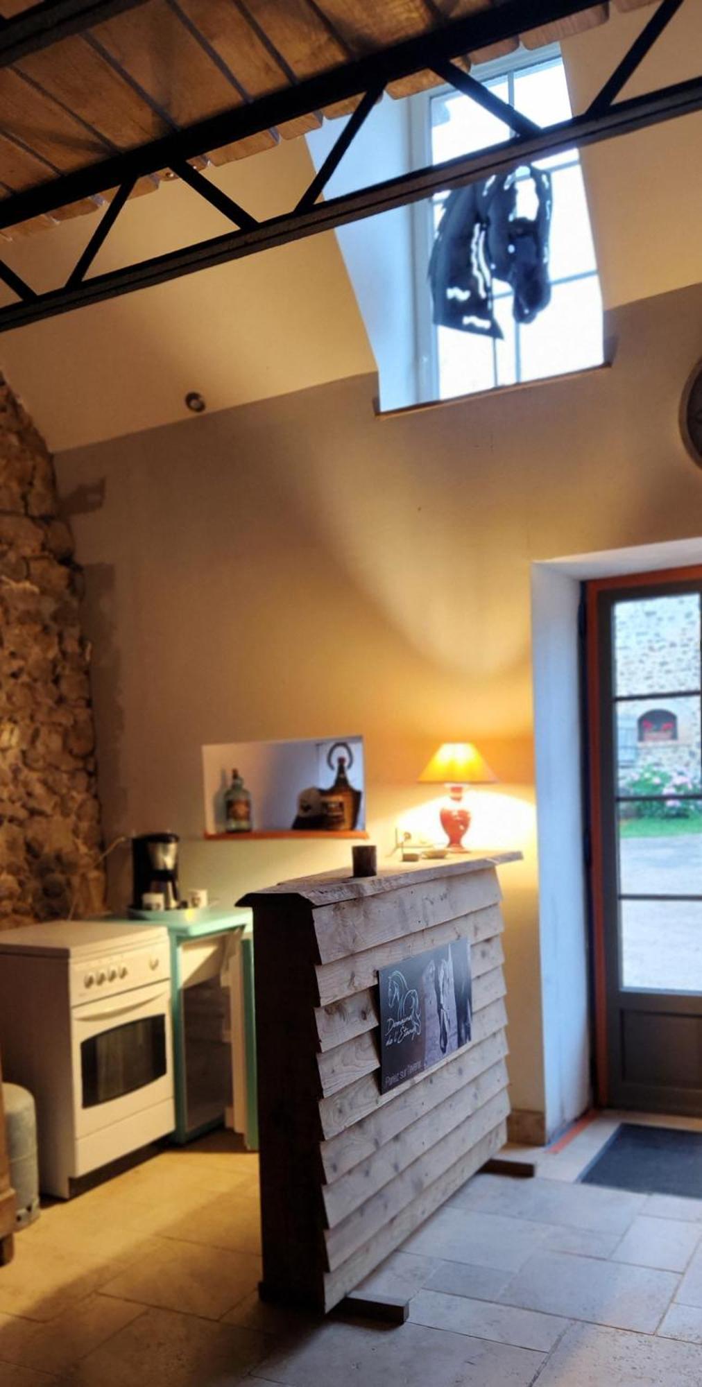 Les Naturelles Saint-Aubin-de-Locquenay Rom bilde